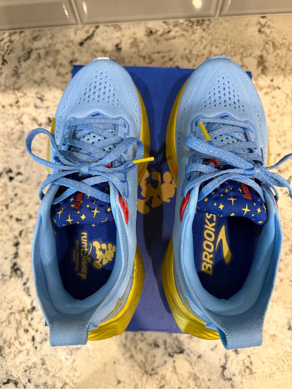 *Run Disney* Brooks Glycerin 23 RunDisney Genie sneakers - Picture 4 of 9